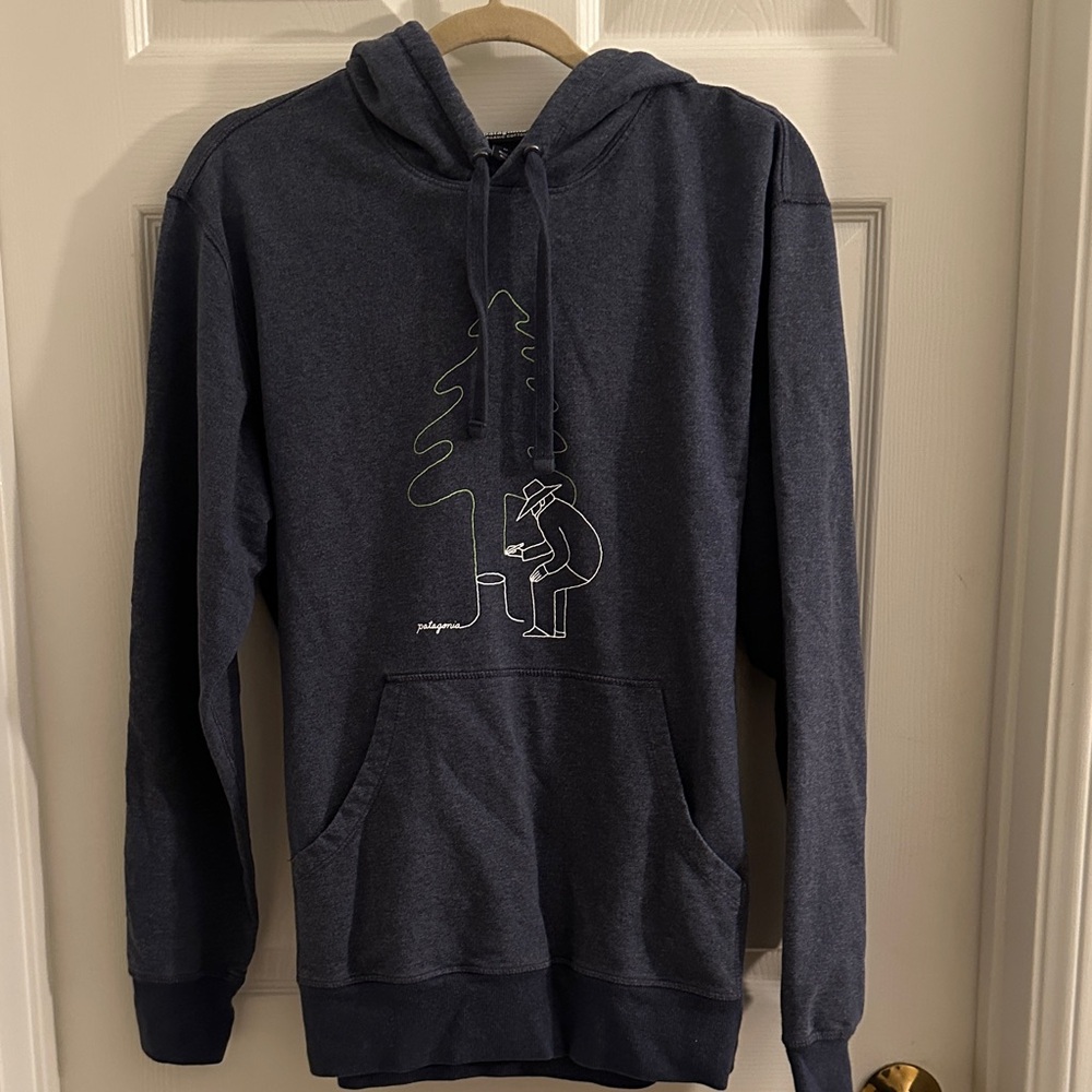 Patagonia Dark Blue Hoodie with Bear and Tree Design